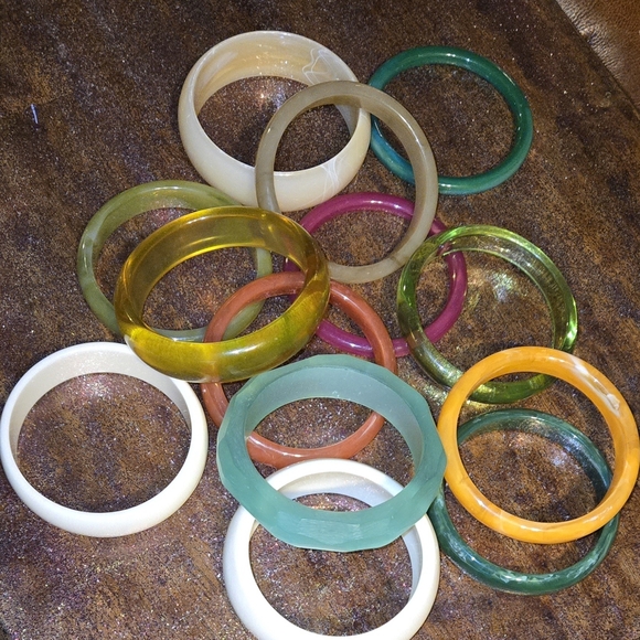 Lucite Bangle Bracelet Set Vintage - Picture 2 of 7